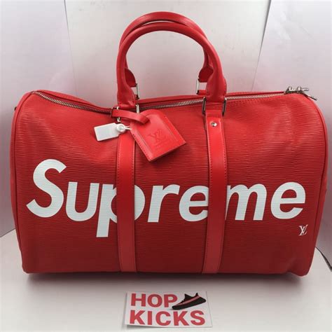 lv supreme duffle